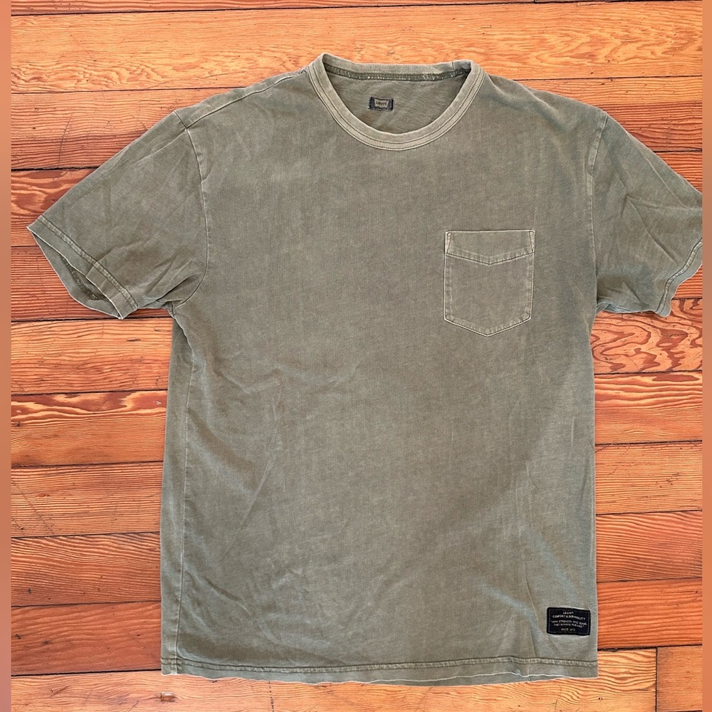 Levi’s Skateboarding garment dyed green short sleeve pocket tee